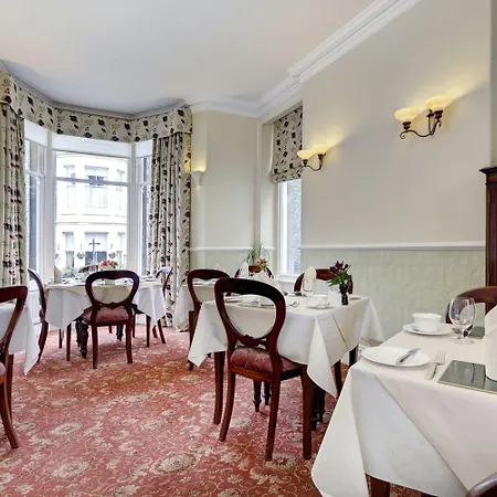 게스트하우스 The Edwardene 4*