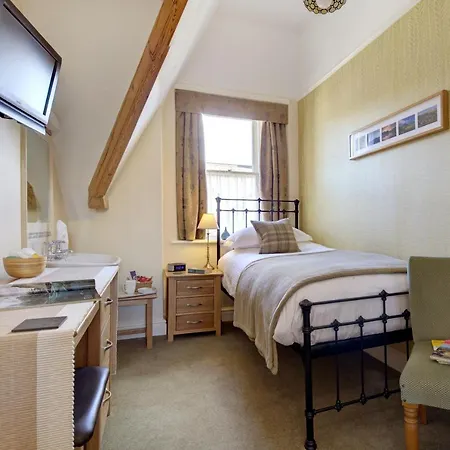 The Edwardene 4*